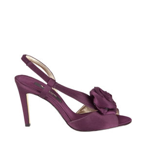 Plum Wedding Shoes on Let   S Talk About Fun Non Wedding Related Things Shall We
